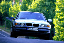 BMW 728iL A /2000/