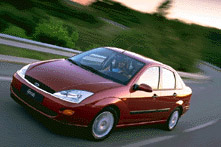 Ford Focus 1.6i Ghia Automatik /2000/