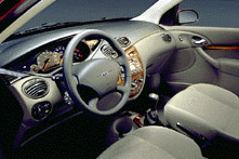 Ford Focus Turnier 1.6i Ghia Automatik /2000/