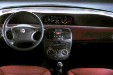 Lancia Y 1.2 16V LS /2000/