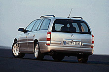 Opel Omega Caravan Elegance 2.6 V6 Automatik /2000/