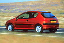 Peugeot 206 Style HDi 90 /2000/