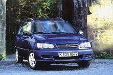 Toyota Picnic Blue Sound /2000/