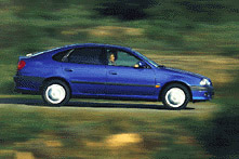 Toyota Avensis Liftback 2.0 linea sol Automatik /2000/