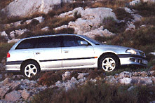 Toyota Avensis Combi 2.0 D-4D linea sol /2000/
